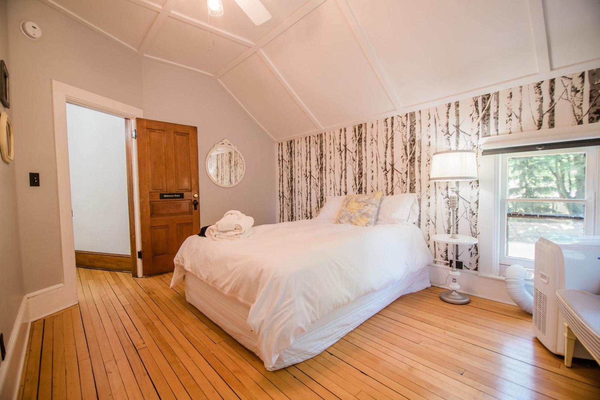 Mahaney Suite BW Boutique Hotel Central Lake エクステリア 写真